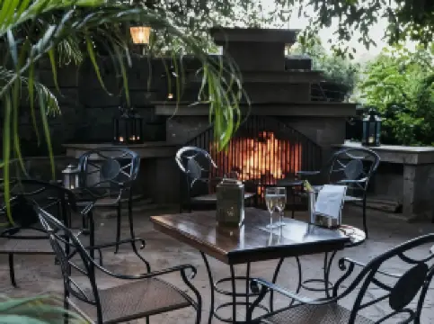 Palacina the Residence & the Suites