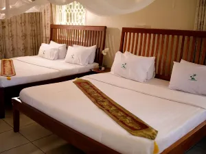 Entebbe Palm Hotel