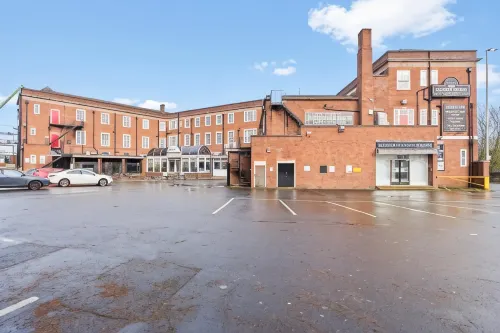 The Station Aparthotel Hotels in Oldbury