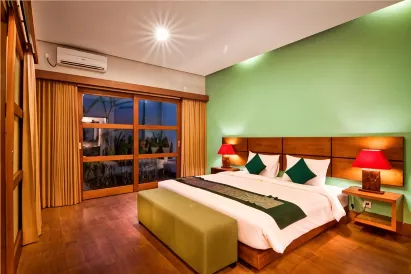 The Green Zhurga Suite