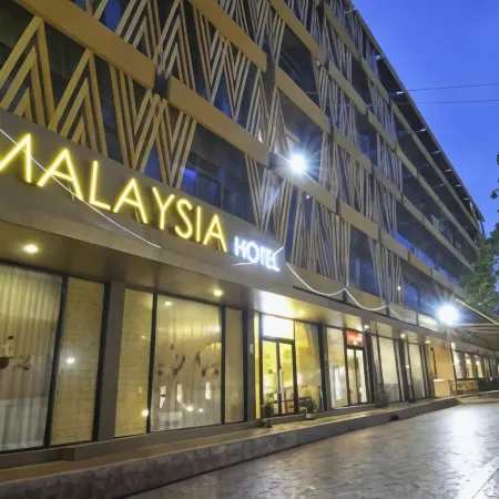 Malaysia Hotel Bangkok Отели рядом с достопримечательностью «Станция метро Lumphini»