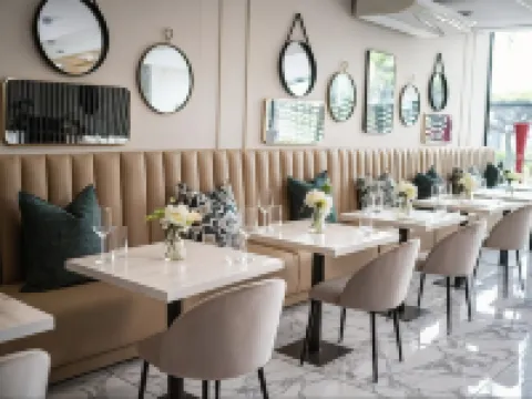 威廉尼科爾公寓由蒙特拉維