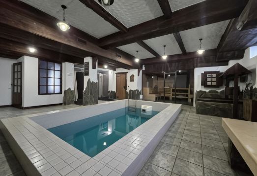 사라이치크 호텔