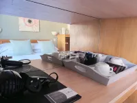 The Crown Hotel Hotels in Гуайдделверн