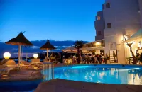 Apartamentos Sabina Playa