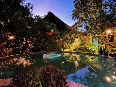 Losmanos Hostel