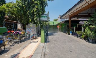 Hotel Wisata Ziarah Sunan Bonang Syariah Mitra RedDoorz