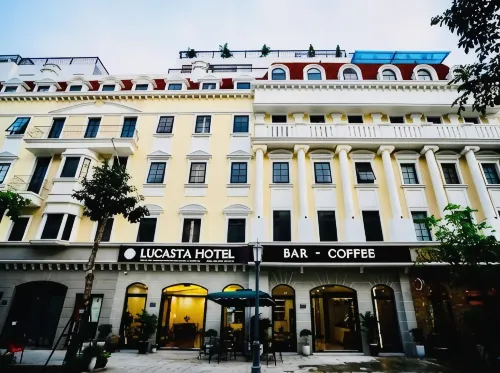 Lucasta Hotel Ha Long - Bar