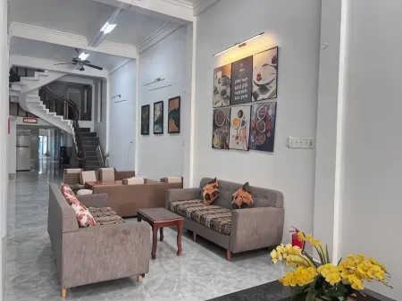 Thao Nguyen Homestay Отели в г. Son Trach