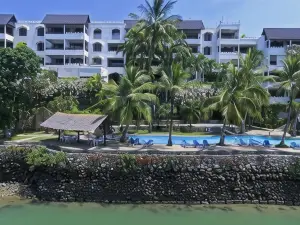 Tamarind Village Hotel Apartments