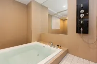 Fairytale YiSu Hot Spring Hotel - Suối nước nóng