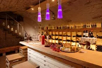 Baeren Hotel, the Bear Inn - bar