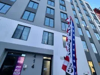 ROSE HOTEL BRONX Hotels near Harlem River Park
