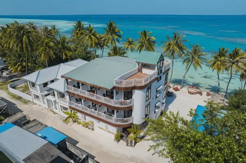 Heron Beach Hotel Dhiffushi - 4つ星