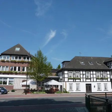 Akzent Hotel Zur Wasserburg - Hotel Garni Bed & Breakfast