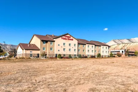 Grand Vista Hotel Parachute