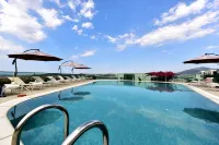Degirmenburnu Residence - Pools