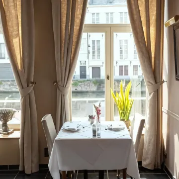Martin's Relais
