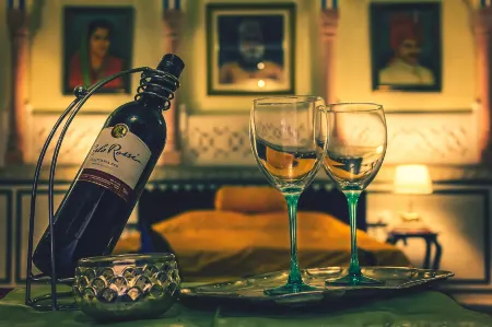 The Umaid Vilas Royal Heritage Haveli Отели рядом с достопримечательностью «Бапу Базар»