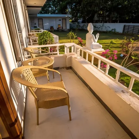 Golden Sands Resort, Morjim