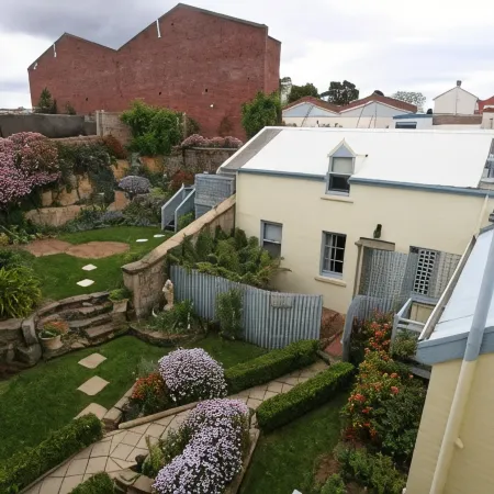 The Lodge on Elizabeth Boutique Hotel
