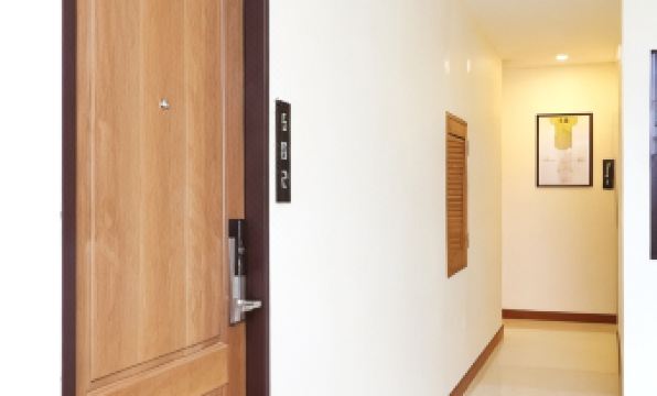 V Check Inn Sukhumvit 22