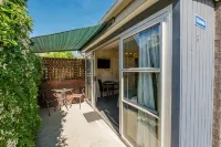 Central Gateway Motel Hotels in Cromwell