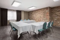 Travelodge by Wyndham Barrie Hotel di Barrie