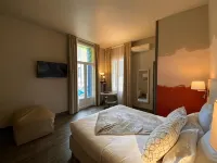 Hotel Majestic Hotels in Nimes