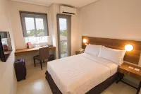 Mango Suites Cauayan Hotels in Cauayan