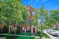 Sunny Townhome/4Br/2.5Bath Hotel in zona The Shrine of St. Anthony