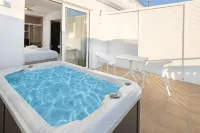 Epavli Grace Hotel - Hot Tub