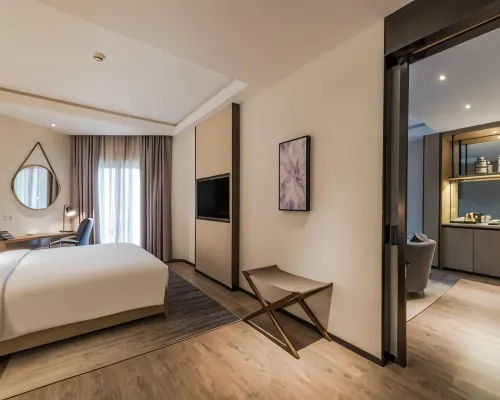 Aber Al Takhassusi Hotels near Riyadh Golf Courses