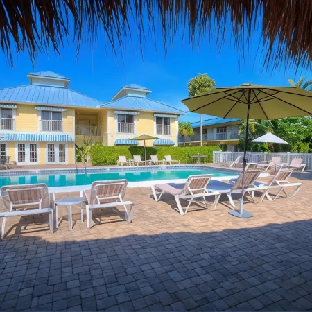 Naples Garden Inn
