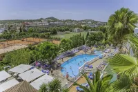 Aparthotel Holiday Center - Strand