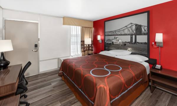 Super 8 by Wyndham Baton Rouge/I-10