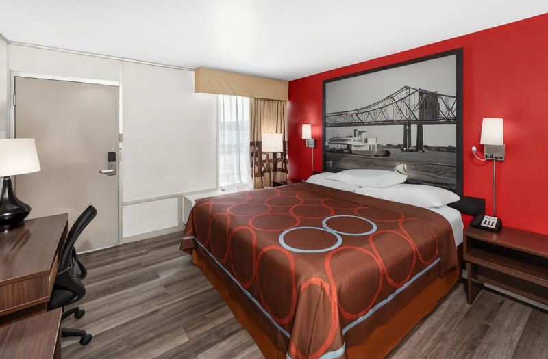 Super 8 by Wyndham Baton Rouge/I-10