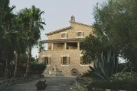 Finca Can Estades Hotels near CR7 Es Galatzo - S'Esclop Trail