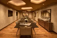 Sixty Beverly Hills فنادق في بيفرلي هيلز
