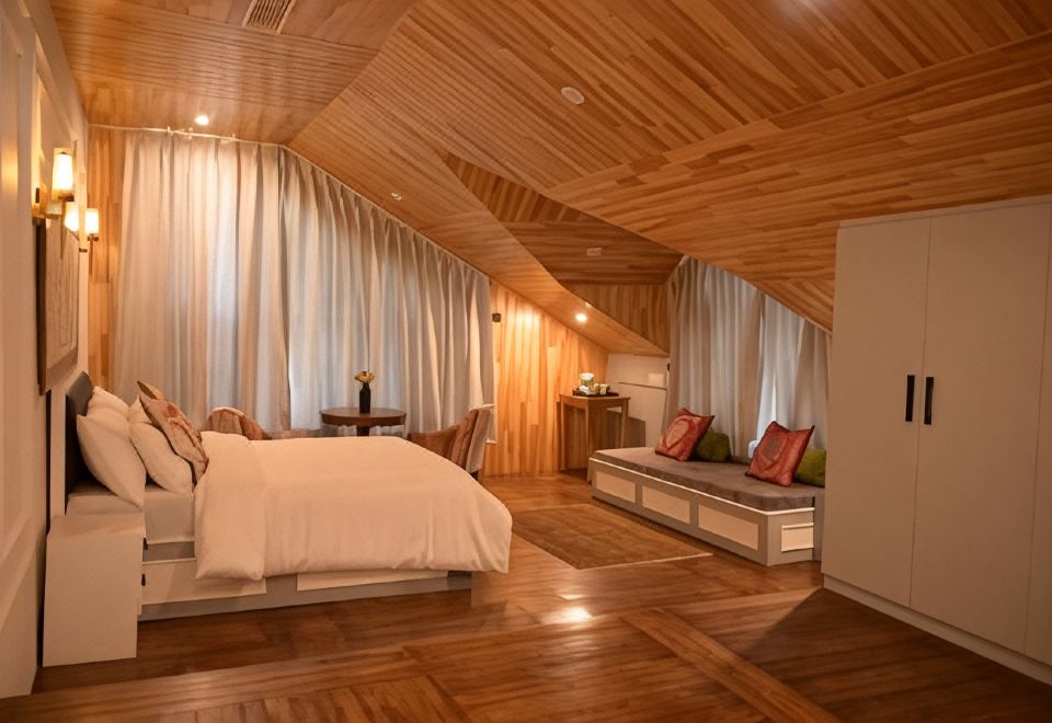 Tree of Life Lakeside Cottage, Srinagar - Housity