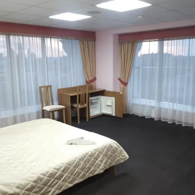 Hotel Theatrical
