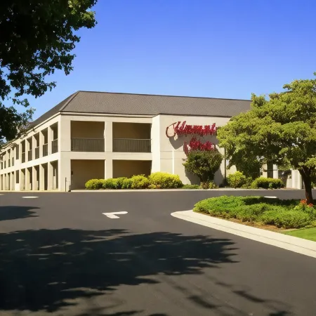 Travelodge by Wyndham Roanoke