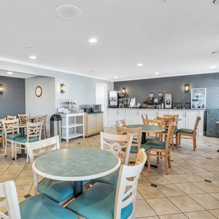 La Quinta Inn by Wyndham Cleveland Independence