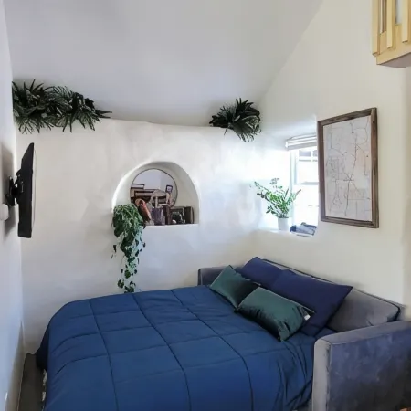Charming Straw Bale Cottage Near Jay Peak – Cozy, Romantic, and Stylish Escape Hotels in Jay