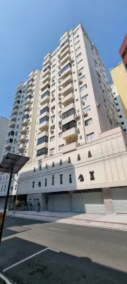 Beautiful apartment in the center near the sea