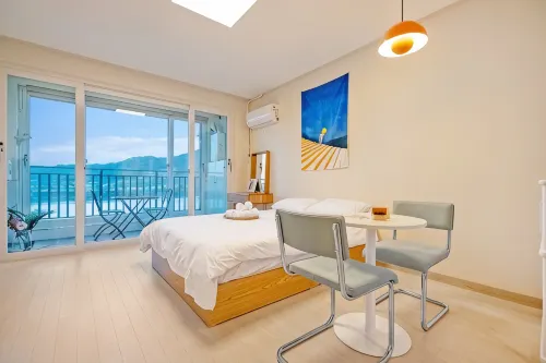 Chuncheon Santteul Pension - Homestays