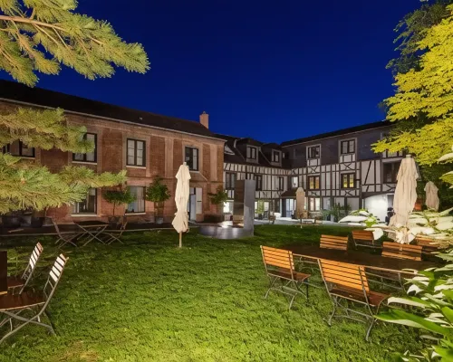 Hôtel la Licorne & Spa Hotels in Eure