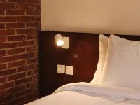 Rumah Bata Guest House Ξενοδοχεία στην πόλη Licin