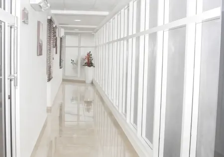 Polo Court - Executive