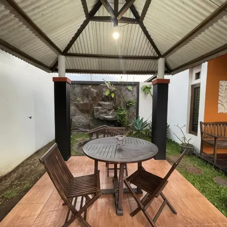 Villa Tropica Kuningan